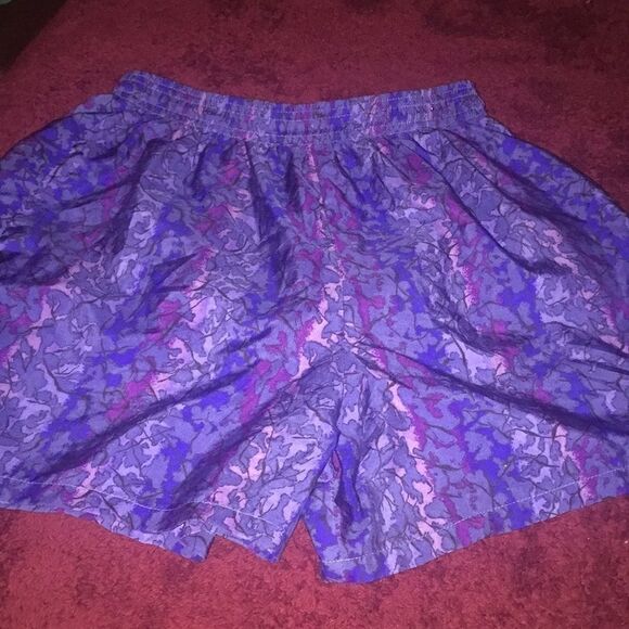 COPY - Women’s Reebok size medium workout shorts - Picture 1 of 7